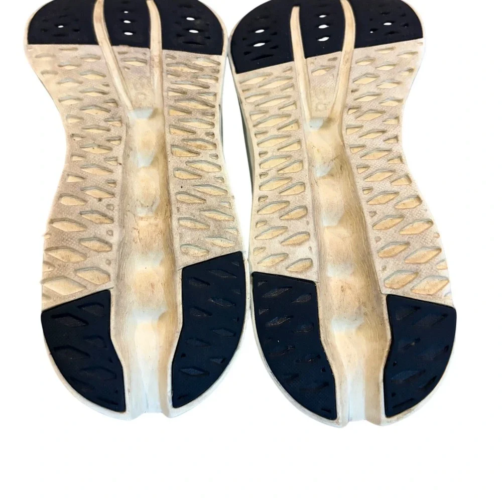 On Cloudsurfer Helion‎ CloudTec Phase Light Blue Running Shoes W10.5 No insole